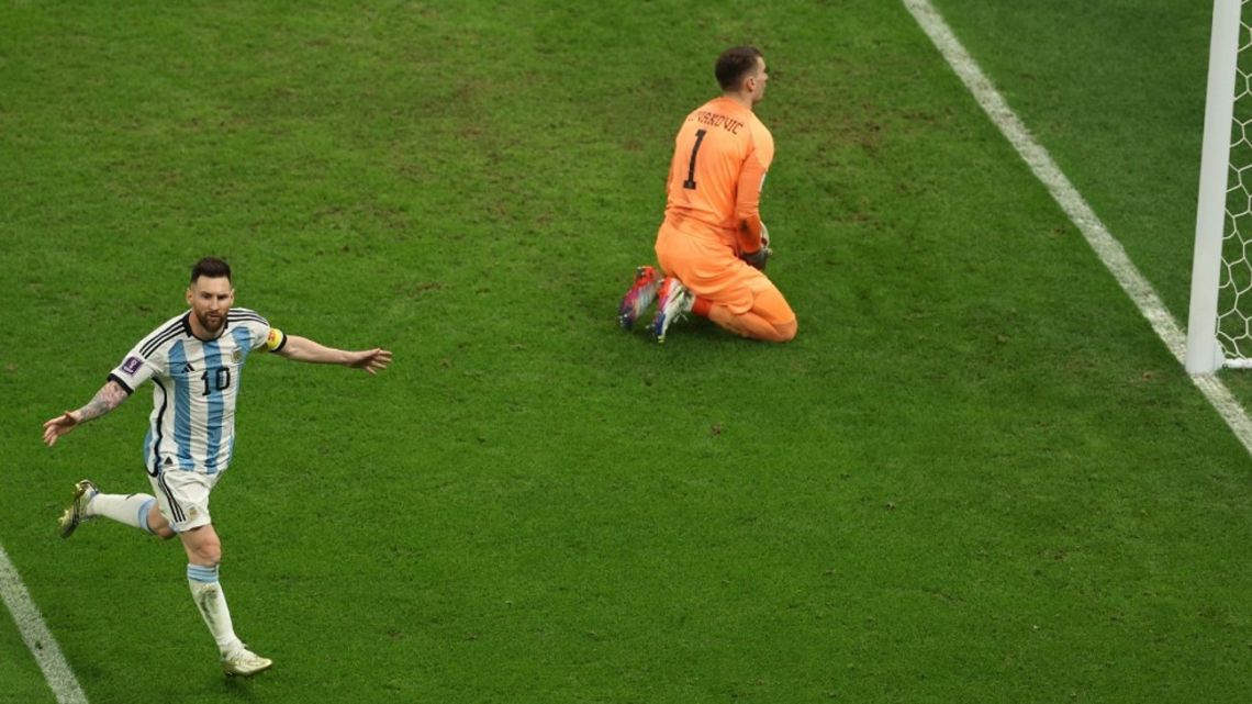 Images from Argentina's 3-0 win over Croatia.