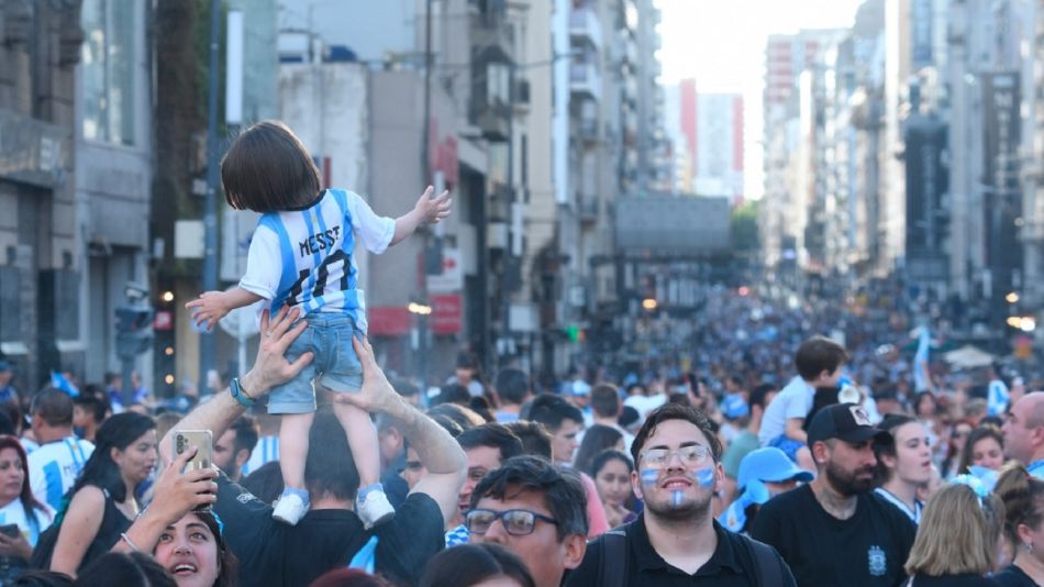 Argentina en la final: así festejaron los hinchas la victoria 3 a 0 sobre Croacia