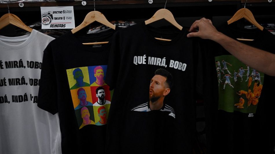 Qué mirás bobo 20221213