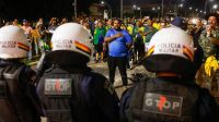 Seguidores de Bolsonaro atacaron a la Policía