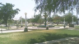 La ciudad de Rivadavia está ubicada al este de Salta.