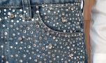 Jeans con strass, el look que marca tendencia para una noche de fiesta