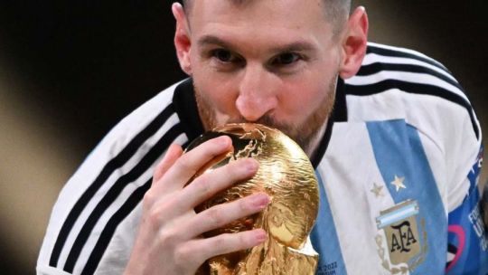 Messi, el hombre de los récords: su foto en Instagram es la más “likeada” y superó a una histórica de la red social