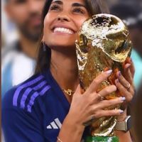 Antonela Roccuzzo compartió su emoción con las mejores fotos tras la victoria de Argentina en Qatar