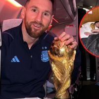 Leo Messi compartió una foto durmiendo con la Copa antes de llegar al país