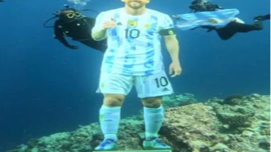Increíble: ahora se puede bucear junto a Messi en el fondo del Océano Indico