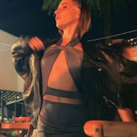 Ambar, la hija de Juana Viale, demostró que marca tendencia como su mamá con un look "rocker"