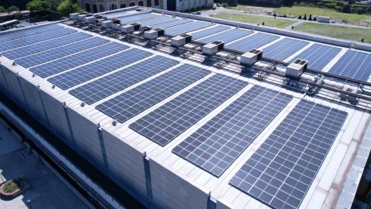 Así es el parque de energía solar privado más grande de la Ciudad de Buenos Aires