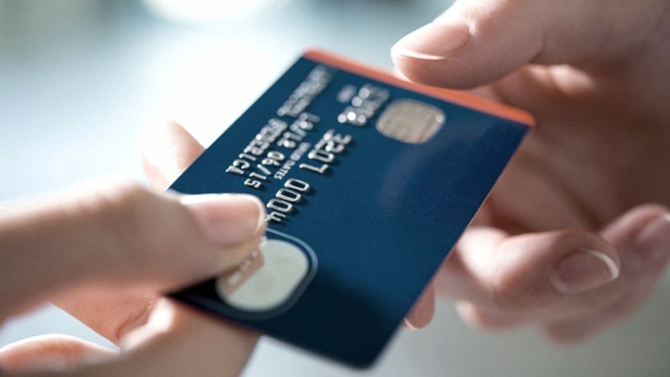 Impuesto a las compras con tarjeta