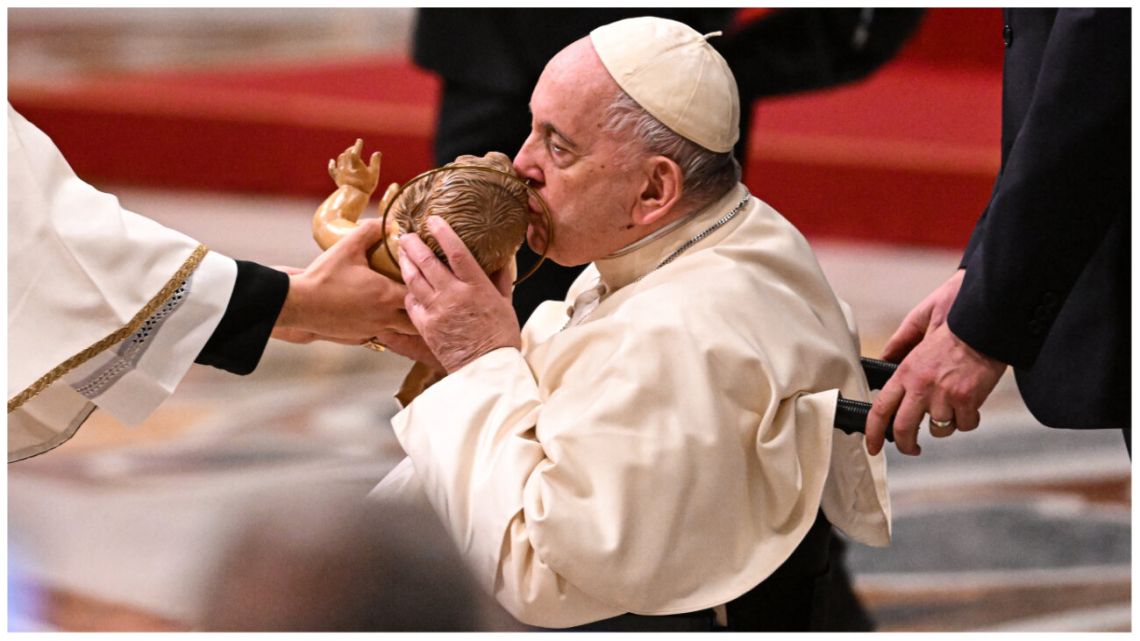 Francis dedicated the Midnight Mass to children suffering from “wars, poverty and injustice”.