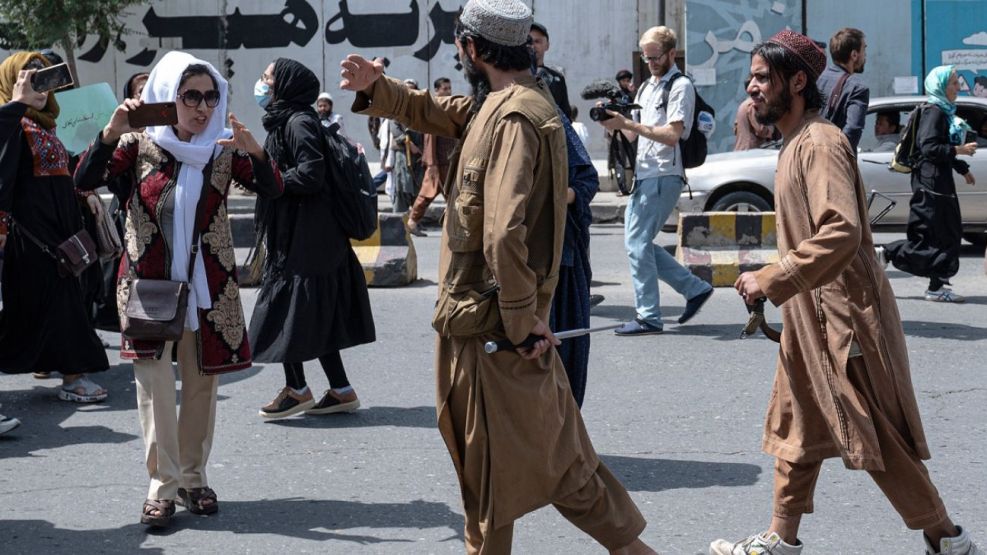 Las ONGs salen de Afganistán por el veto a las mujeres