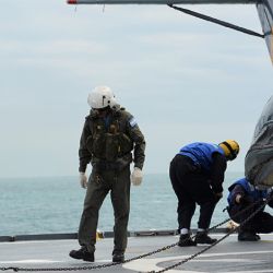 El ARA Almirante Irízar contará con el auxilio de dos Sea King UH-3H como desde hace varias Campañas Antárticas de Verano.