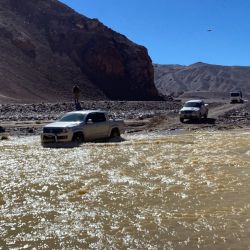 Cruce de la cordillera de Los Andes en 4x4 por el paso riojano Come Caballos.