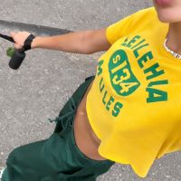 Hailey Bieber 