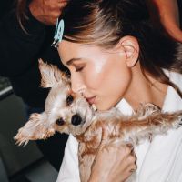 Hailey Bieber 