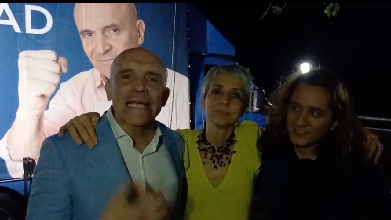 "Quiero tetas"; declaró José Luís Espert poco después de volverse diputado en un video acompañado de su esposa y un seguidor.  | Foto:CEDOC