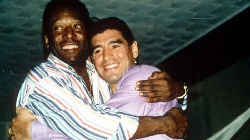 Pele y Diego Maradona