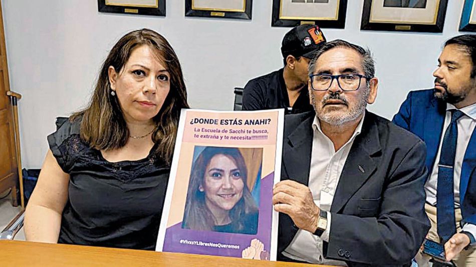 2022_12_31_anahi_bulnes_carlos_bulnes_cedoc_g