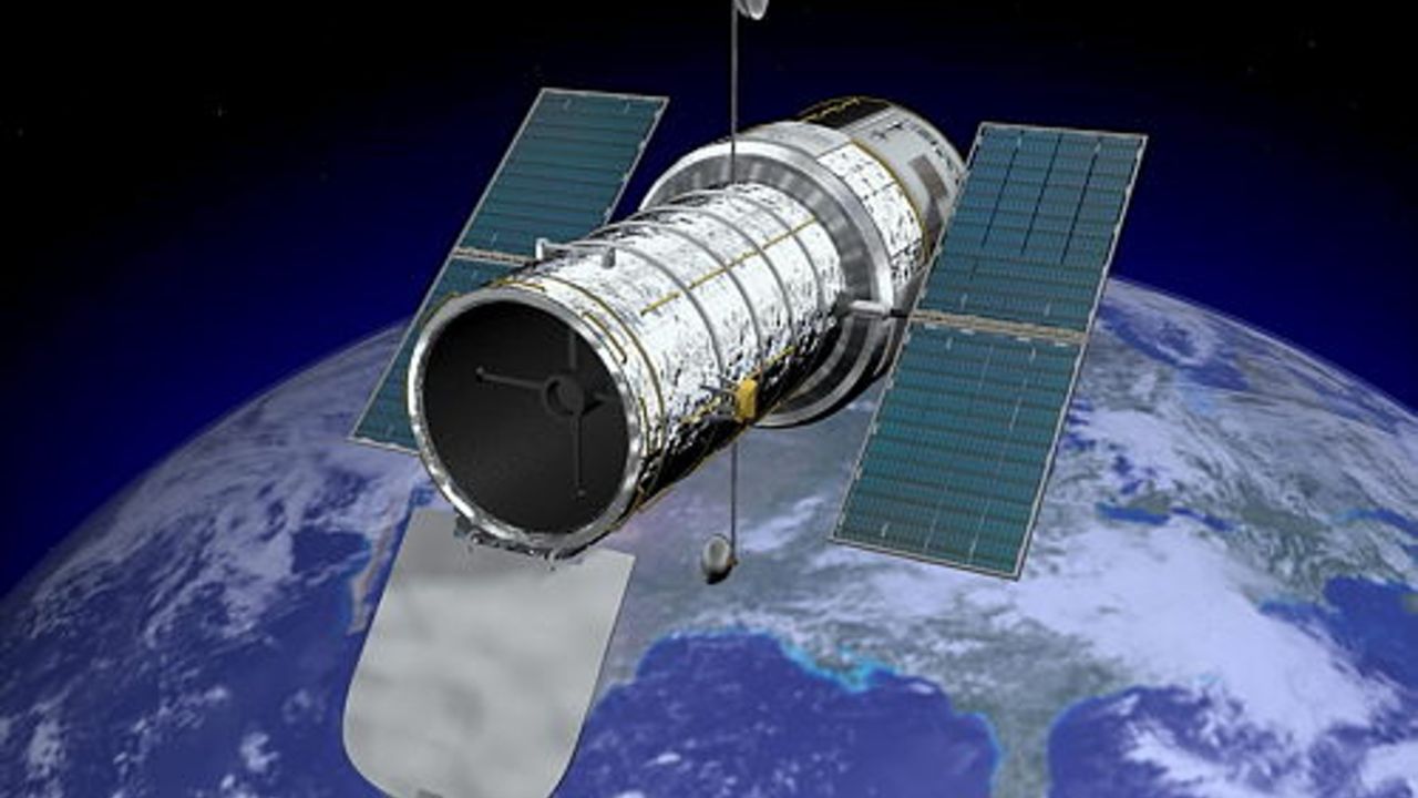 They will try to reactivate the Hubble Space Telescope