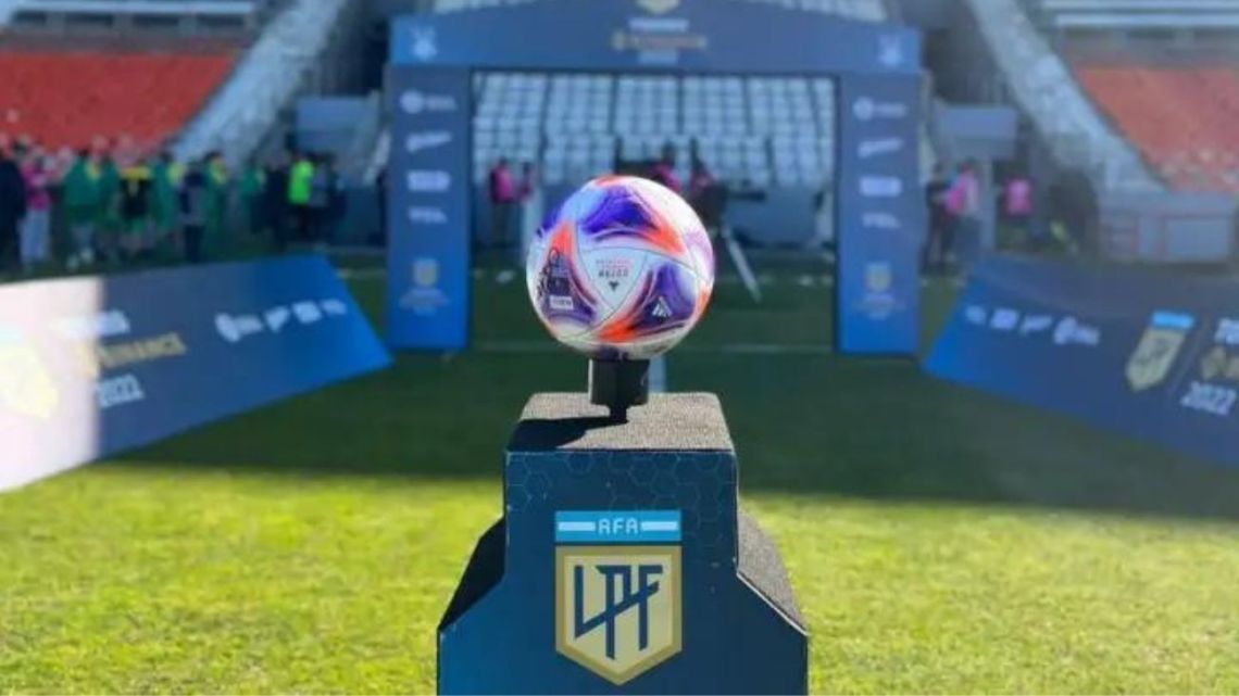 La Liga Profesional confirmó los días y horarios de las primeras tres ...