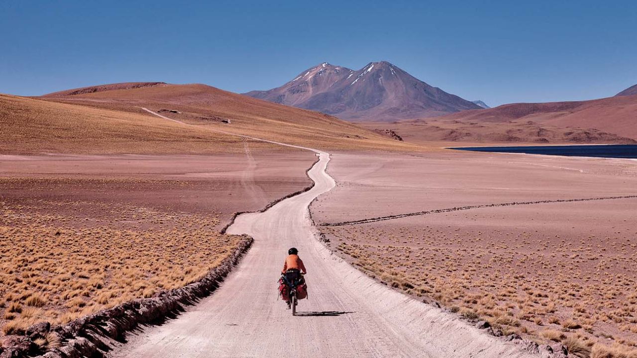 The mountain range by bicycle, step by step