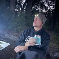 Nicolás Vázquez y Gimena Accardi: "Acampando en el paraíso"