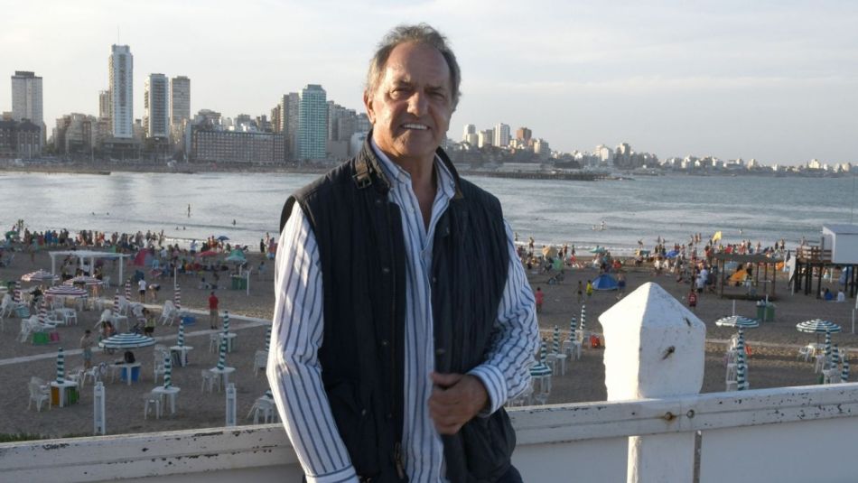 ¿Qué hace Daniel Scioli en Mar del Plata?