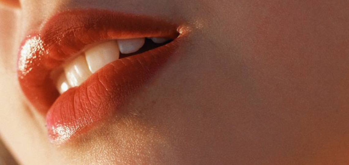 Esta es la forma de lograr labios más gruesos y voluptuosos
