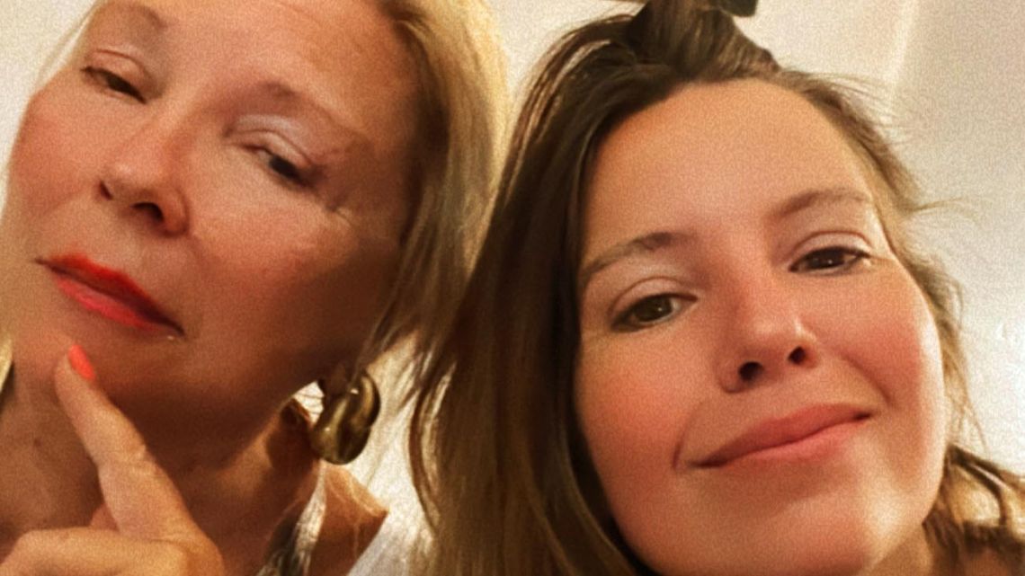 Elisa Carrió and her daughter talk about their clothing brand