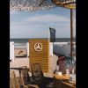 En el verano, Mercedes-Benz Camiones y Buses ofrece a clientes espacios en Mar del Plata y Pinamar.