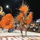 Tomás Holder, Mario Guerci y Matías Alé disfrutaron del lanzamiento del carnaval de Gualeguaychú