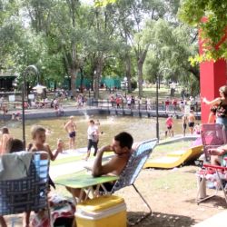 La Fiesta de la Juventud tiene lugar en el Balneario Municipal, con entrada libre y gratuita.