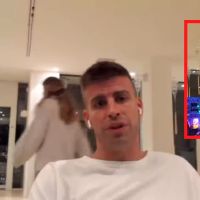 Gerard Piqué se cuelga del éxito de Shakira y ahora conduce un Twingo