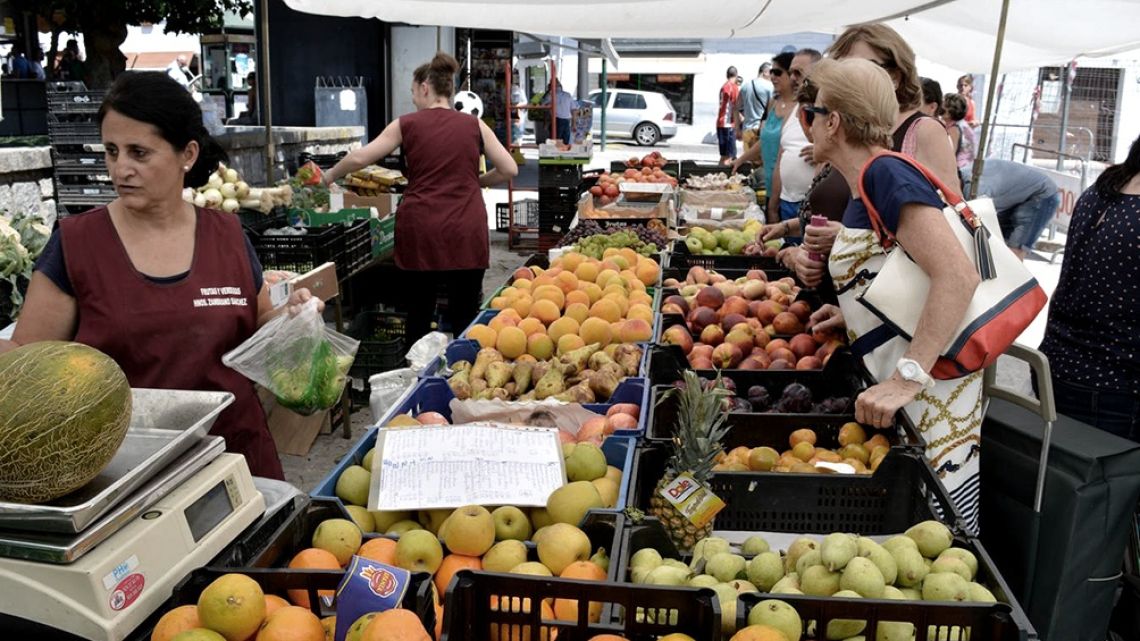 Precios Justos: el Gobierno actualizó la canasta de frutas y verduras
