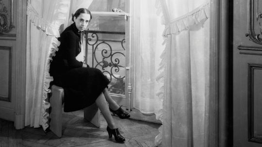 Elsa Schiaparelli: visitamos en París la muestra que recorre su obra y su "imaginación surrealista"
