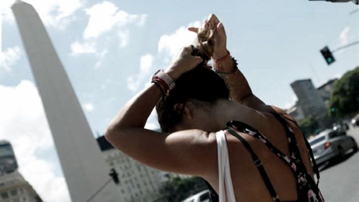 Golpe de calor: cuáles son sus síntomas y cómo prevenirlo