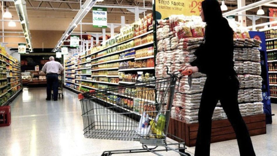 La canasta básica aumentó en más de un 100% en un año