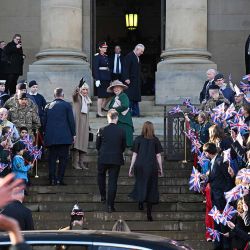 El rey Carlos III de Gran Bretaña y Camilla, reina consorte de Gran Bretaña llegan para visitar el ayuntamiento de Bolton en Bolton, noroeste de Inglaterra. Foto de Oli SCARFF / AFP | Foto:AFP