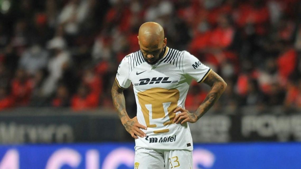Pumas terminated Dani Alves’ contract: “We cannot allow…”