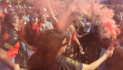 Hinchas de Colón