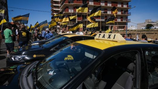 Mar del Plata: taxistas y remiseros unificados ratificaron un paro para el fin de semana