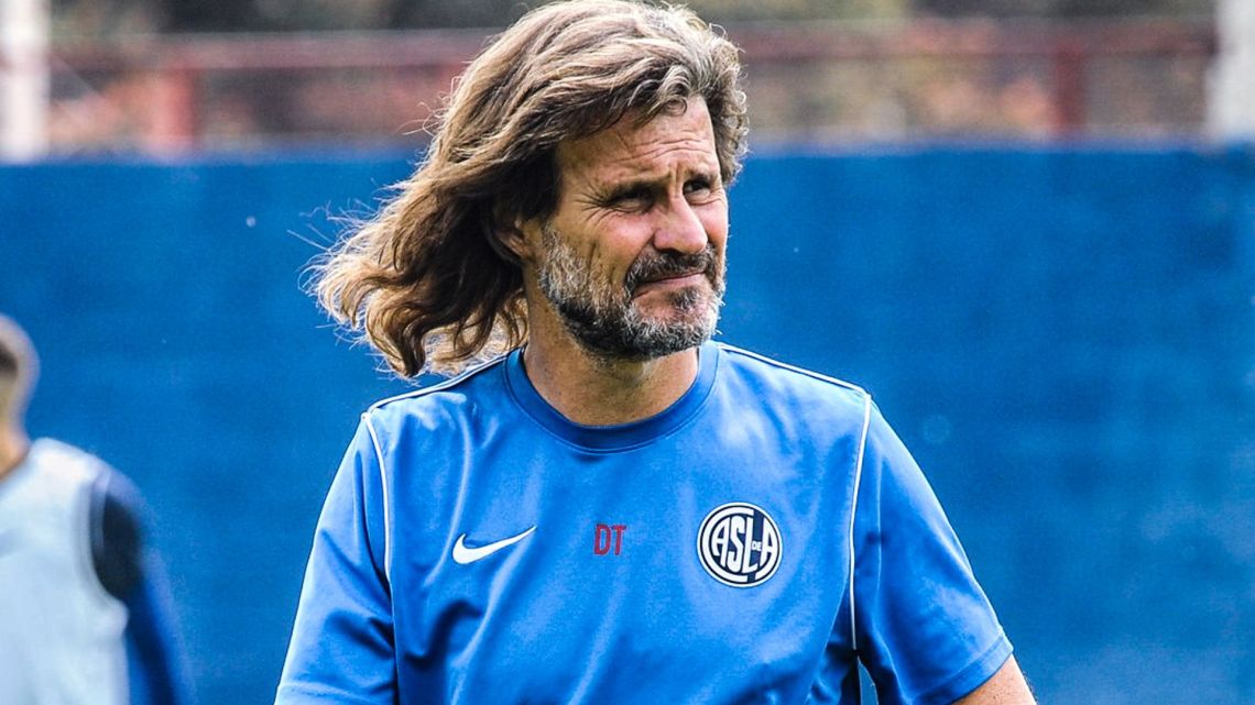 Insua guarantee of the continuity of Federico Gattoni in San Lorenzo