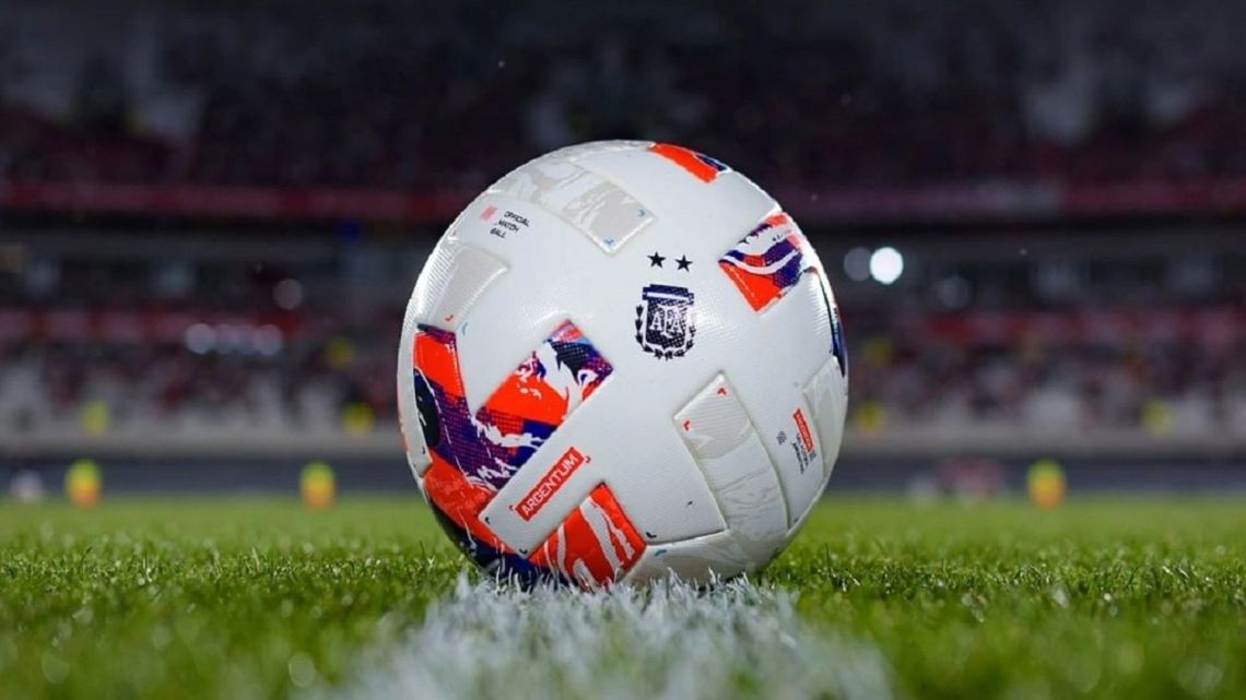 The first date of the Professional League closes with several matches
