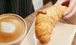 Día del Croissant: El origen, la diferencias con la medialunas y cómo comerlos