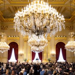 El rey Felipe de Bélgica pronuncia un discurso en una recepción de Año Nuevo organizada por la Casa Real para las autoridades federales y regionales belgas, en el Palacio Real de Bruselas. | Foto:BENOIT DOPPAGNE / Belga / AFP