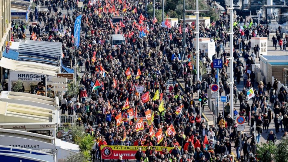 Protestas en contra de la reforma del sistema previsional francés