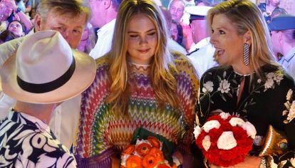 El bolso Jacquemus que elige Amalia de los Países Bajos para el carnaval de Aruba