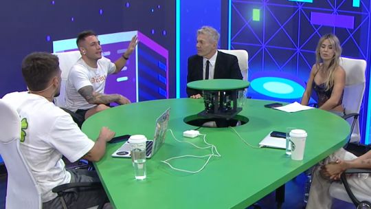 Momo Benavides y Fernando Burlando, juntos en Twitch