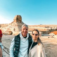 Las fotos de la exótica luna de miel de Alejandro Fantino y Coni Mosqueira