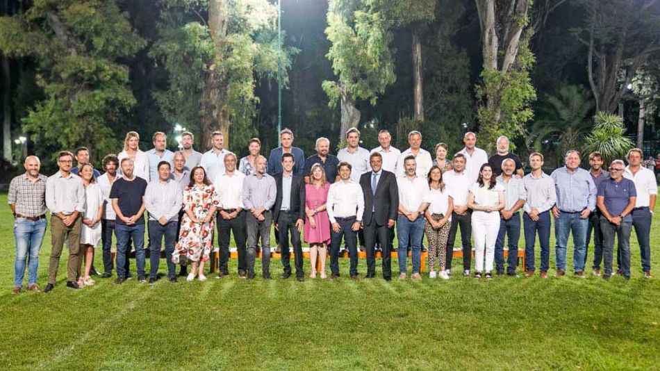 20230204_maximo_kicillof_massa_pj_bonaerense_g